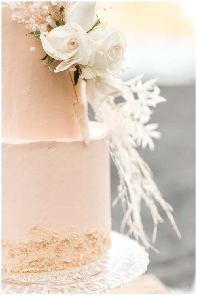 Blush Wedding Cake Color