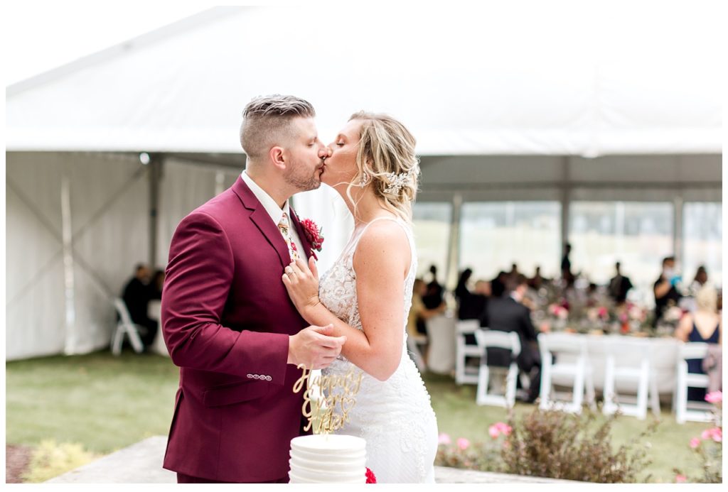 Classic outdoor wedding at Bavaria Downs