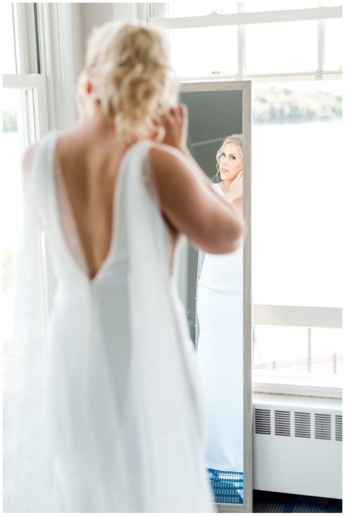 Bridal Mirror getting ready shot