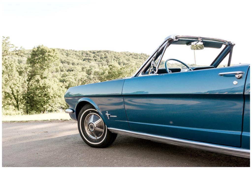 Blue Mustang Getaway car